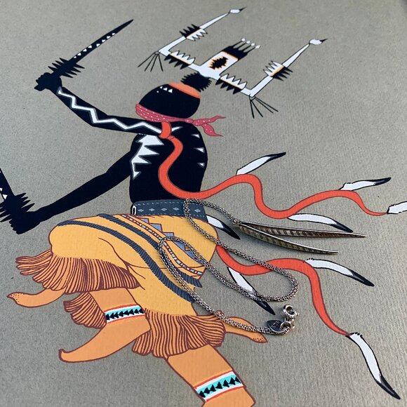 Me & Ro Extra Long Leaf Pendant - Picture 12 of 13